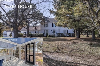 9626 Robins Neck Rd, Gloucester, VA 23061