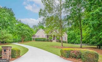 90 Cornish Trace Dr, Covington, GA 30014