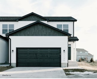 1330 E 28th St, Norwalk, IA 50211