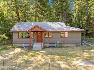 18138 W Spuler Ln, Hauser, ID 83854