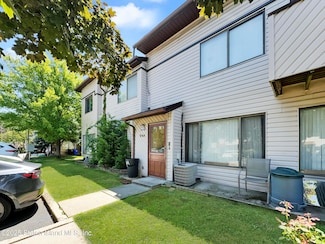 54 Selvin Loop Unit A, Staten Island, NY 10303