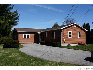 650 Brooks Dr, Clayton, NY 13624