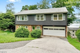 140 Springbrook Trail, Sparta, NJ 07871