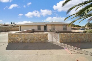 10700 Aldama Ct, El Paso, TX 79935