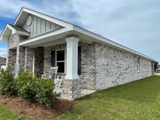 9309 Tara Cir, Milton, FL 32583