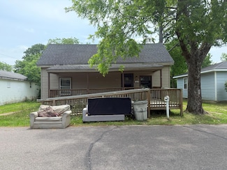 205 Addison St, Johnston, SC 29832