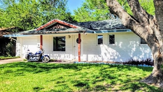 1226 Euclid Cir, Portland, TX 78374