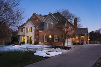 8379 Chesney Ln, Cincinnati, OH 45249
