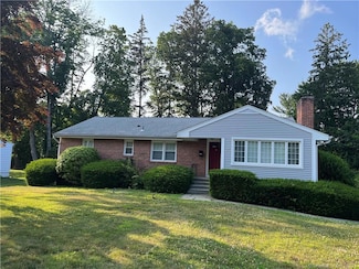 127 Orchard Dr, New Canaan, CT 06840