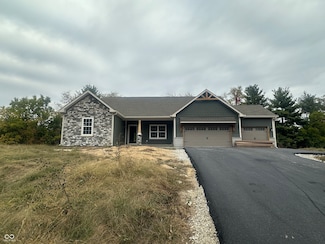 12146 Spring Creek Dr, Covington, IN 47932