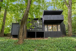 5020 Vallo Vista Ct NE, Atlanta, GA 30342