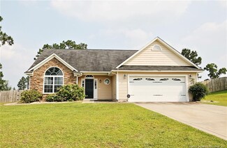 564 Valley Oak Dr, Bunnlevel, NC 28323