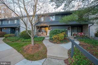 521 Foxwood Ln, Paoli, PA 19301