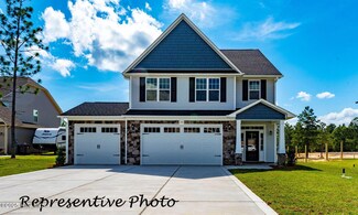 30080 Loblolly Ct, Wagram, NC 28396