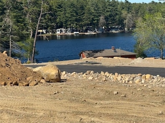 81 Sunset Lake Cir, Coventry, RI 02816
