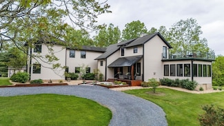 216 Lee Roy Rd, Grottoes, VA 24441