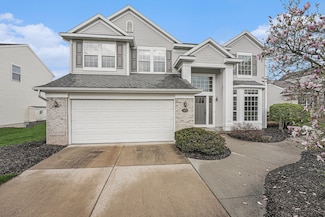 580 Hartfield Dr SE, Ada, MI 49301
