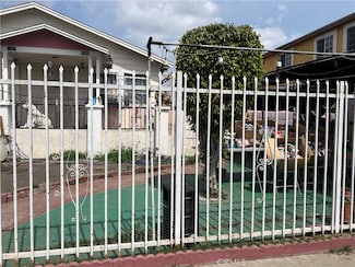 1105 E 113th St, Los Angeles, CA 90059