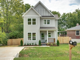 2707 McKeige Ct, Nashville, TN 37214