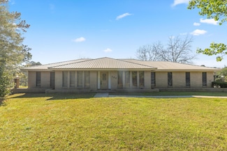 141 Burnt Bridge Rd, Hattiesburg, MS 39402