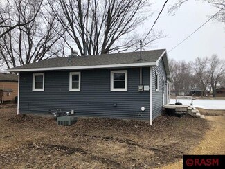 910 910 Lillian St, Waterville, MN 56096