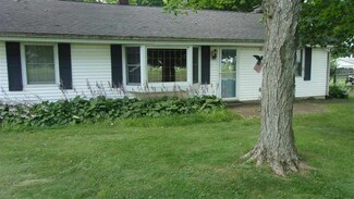 6009 Gates Rd, Centerville, IN 47330