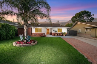 2415 Casa Grande St, Pasadena, CA 91104
