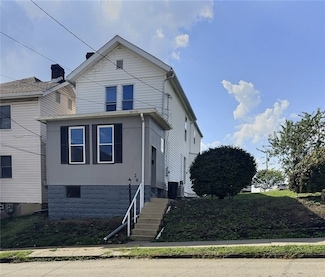 20 Division St, Greensburg, PA 15601