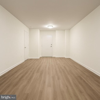 1121 Arlington Blvd Unit 703, Arlington, VA 22209