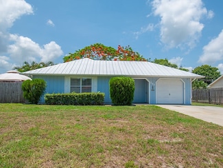 265 13th Ave, Vero Beach, FL 32962