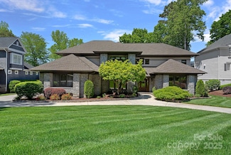 19501 River Falls Dr, Davidson, NC 28036