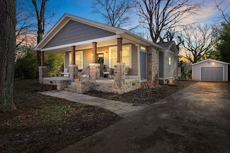 2408 Charlotte Ave, Chattanooga, TN 37415