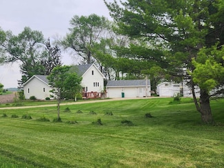 78176 150th St, Albert Lea, MN 56007