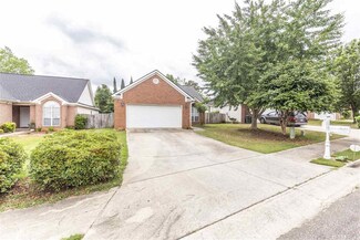 114 Montrose Ln, Centerville, GA 31028