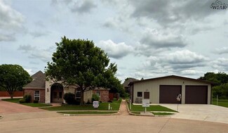 4 Shadow Ridge Ct, Wichita Falls, TX 76308