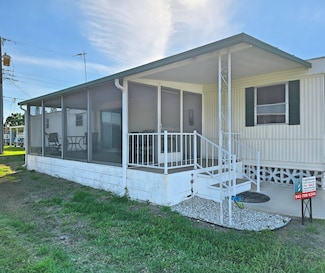 171 4th St W, Nokomis, FL 34275