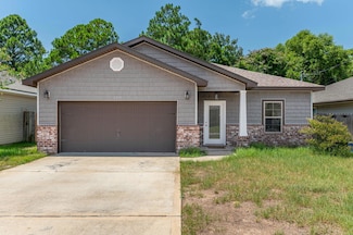 2239 Tom St, Navarre, FL 32566