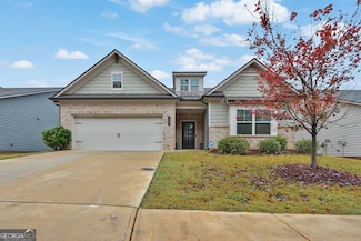 208 Dorothy Ln, Lawrenceville, GA 30046