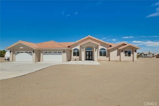 11316 Avenal St, Oak Hills, CA 92344