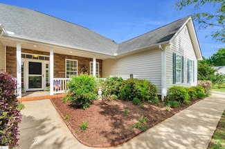 110 Faulkner Cir, Greer, SC 29651