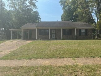 3437 Ridgemont Ave, Memphis, TN 38128