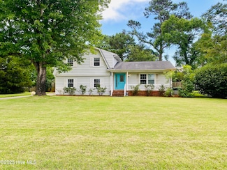 405 N Colony Cir, Wilmington, NC 28409