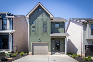 10 Holland Park W, Clarksville, TN 37043
