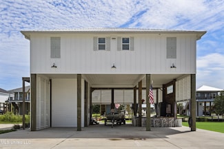 4021 Blue Jay St, Bay Saint Louis, MS 39520