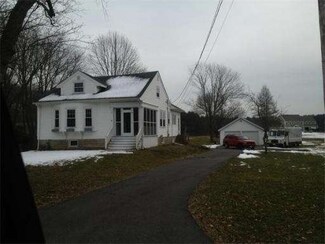26 Cross St, West Bridgewater, MA 02379