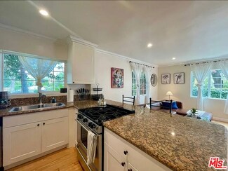 1028 12th St Unit 1, Santa Monica, CA 90403