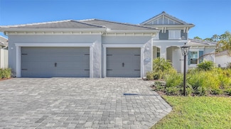 21285 Holmes Cir, Venice, FL 34293