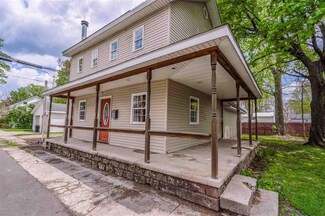 51 S Elm St, Hagerstown, IN 47346
