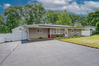 125 Lynn Rd, Brockton, MA 02302