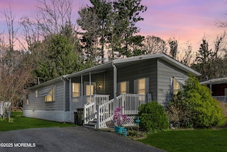156 Village Rd, Morganville, NJ 07751